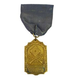 Vintage 1936 Garden City Rifle Assn Team Medal  Award Shooting